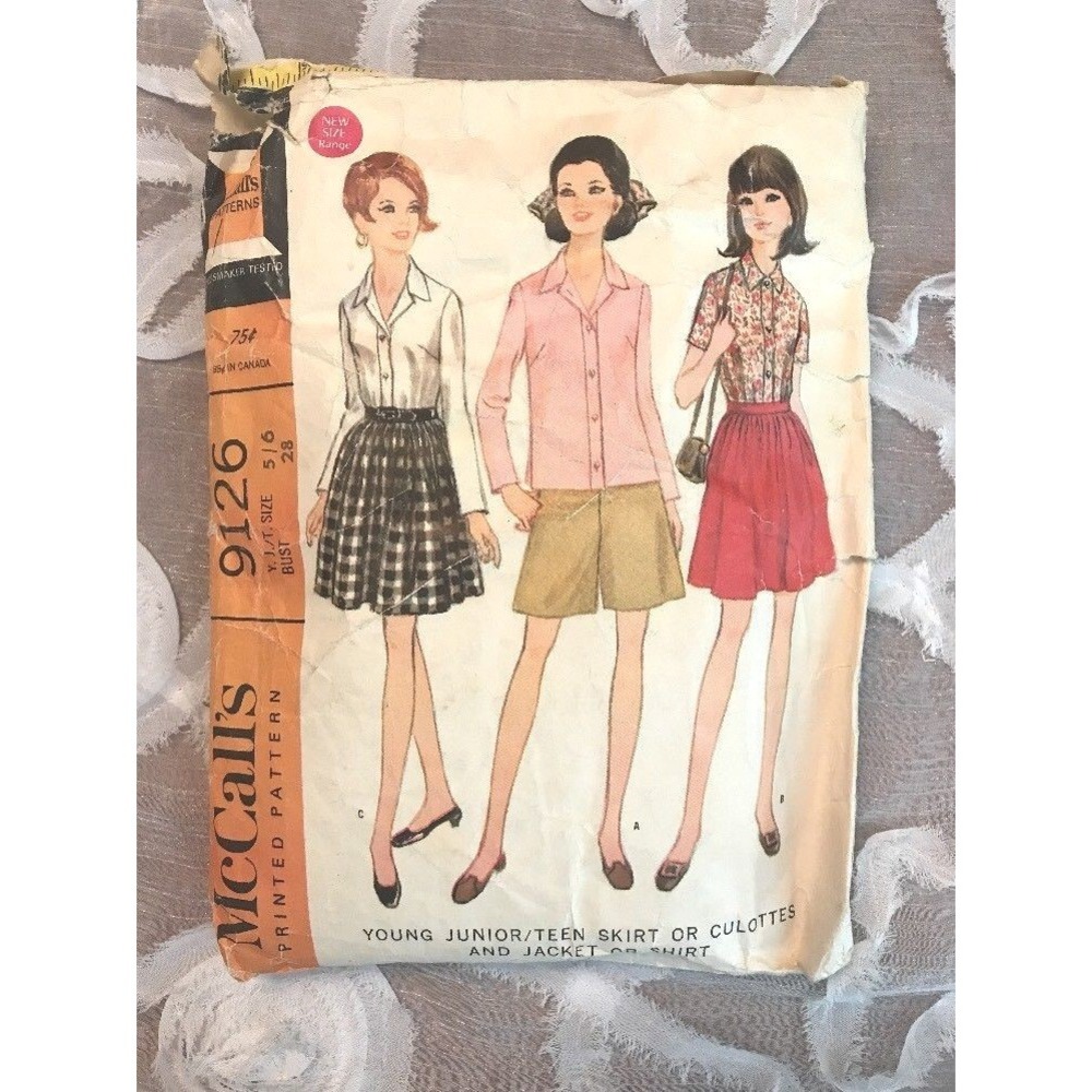 Vintage 1967, MCCALL's Sewing Pattern #9126, Junior Girls Skirt~Culottes~Shirt!